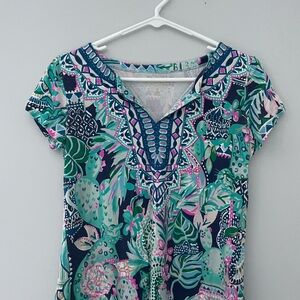 Lilly Pulitzer Blue Flutter Sleeve Graphic Blouse